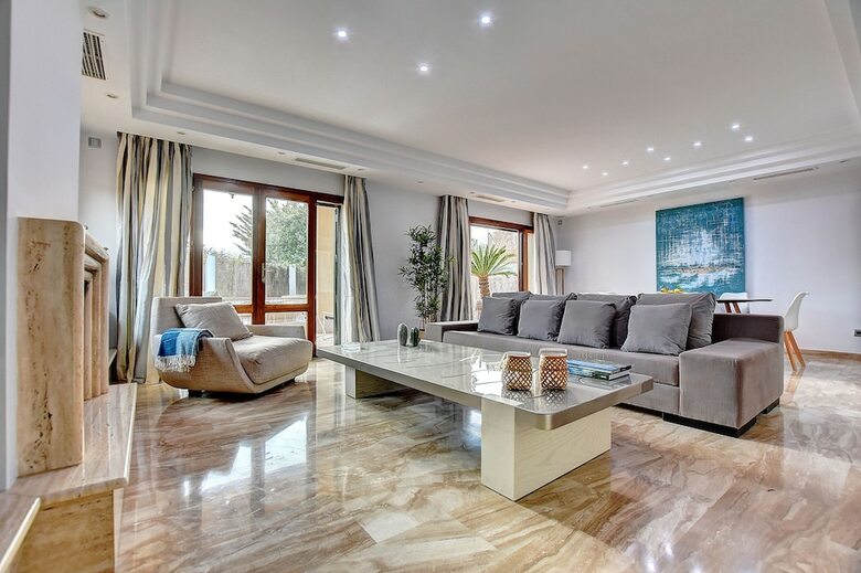 Arabella - Villa Con Piscina