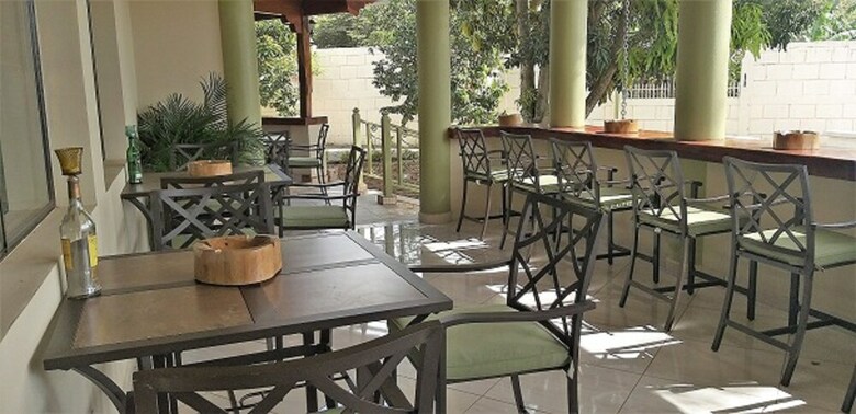 Restaurante, Cigar Bar, Whisky Lounge, Hostal Suite Dos Visiones