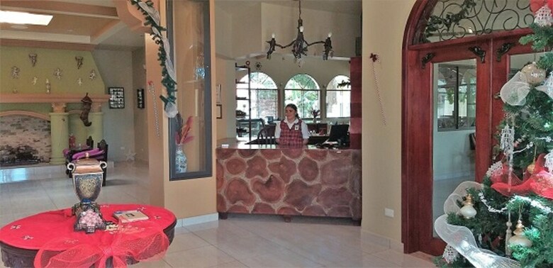 Restaurante, Cigar Bar, Whisky Lounge, Hostal Suite Dos Visiones