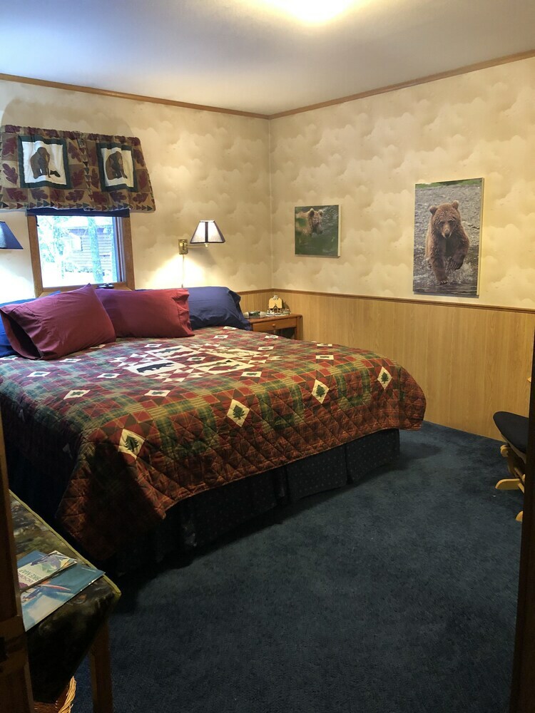 Bed & Breakfast Ocean Bluff B & B