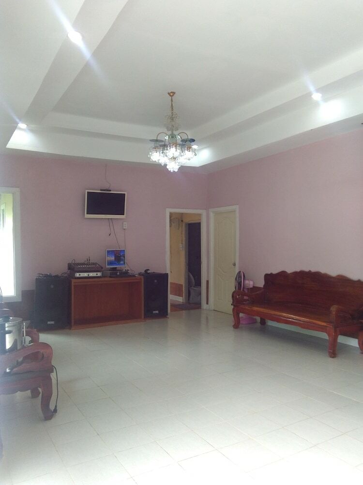 Hotel Tararine Homes