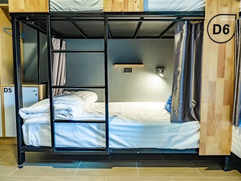 Hostal Ray Coffee Bar & Hostel - Adults Only