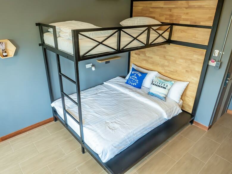 Hostal Ray Coffee Bar & Hostel - Adults Only