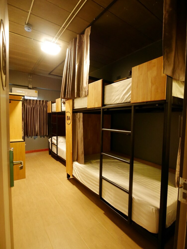 Hostal Ray Coffee Bar & Hostel - Adults Only