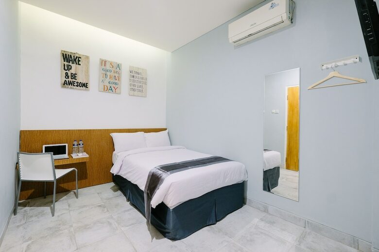 Bed & Breakfast Lopi Hotel