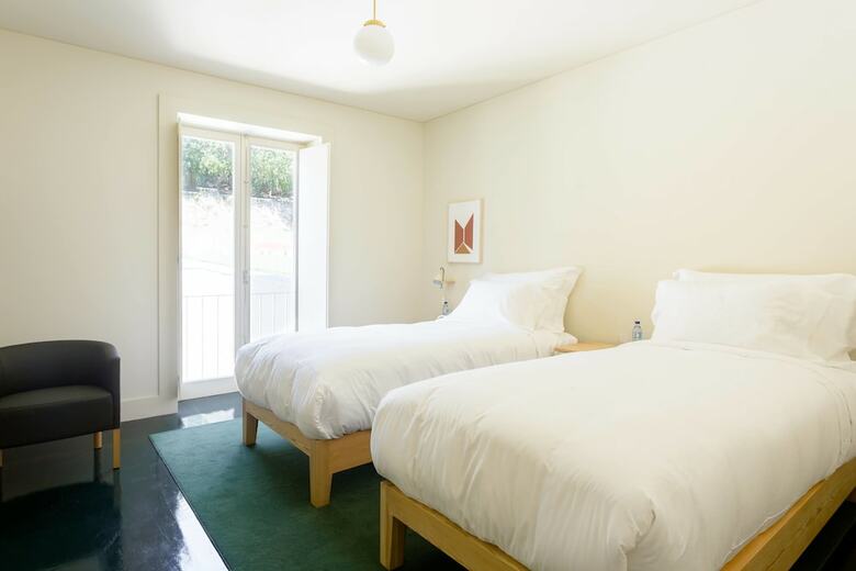 Bed & Breakfast Duas Portas Townhouse