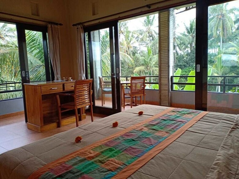 Bed & Breakfast Semanggi Cottage