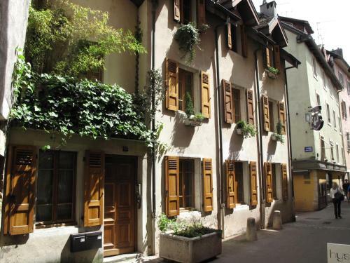 Apartamentos Lofts And Lakes