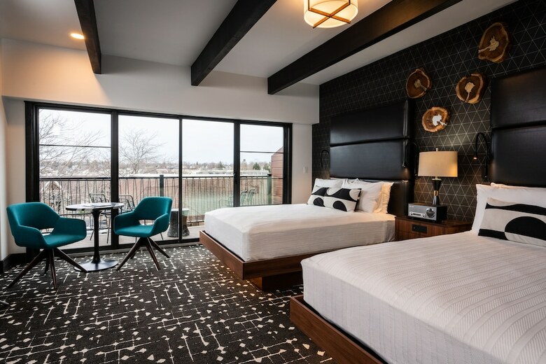 Hotel Earl Of Charlevoix