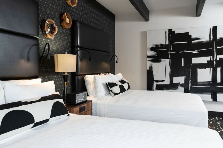 Hotel Earl Of Charlevoix