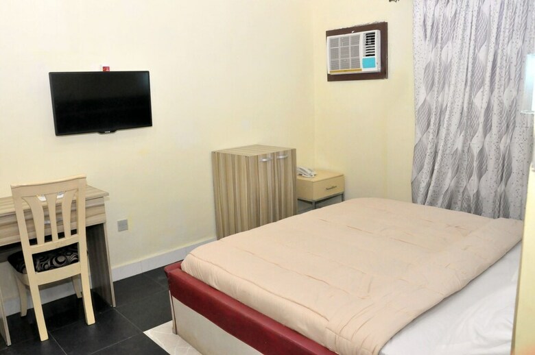 Hotel D'luxx Villa & Suites