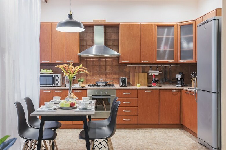 Gm Apartments Roomy Mansion At Arbat