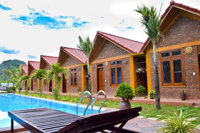 Hotel Phong Nha Hillside View Bungalow