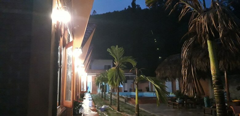 Hotel Phong Nha Hillside View Bungalow