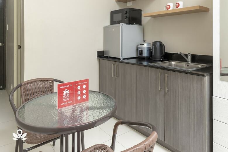 Hotel Zen Rooms Symphony Timog Ave Qc