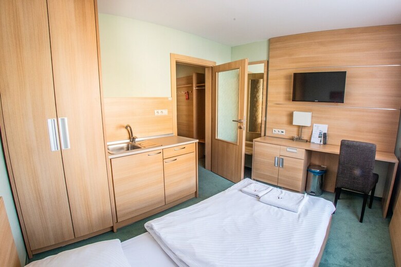 Alexandra Business Hotel