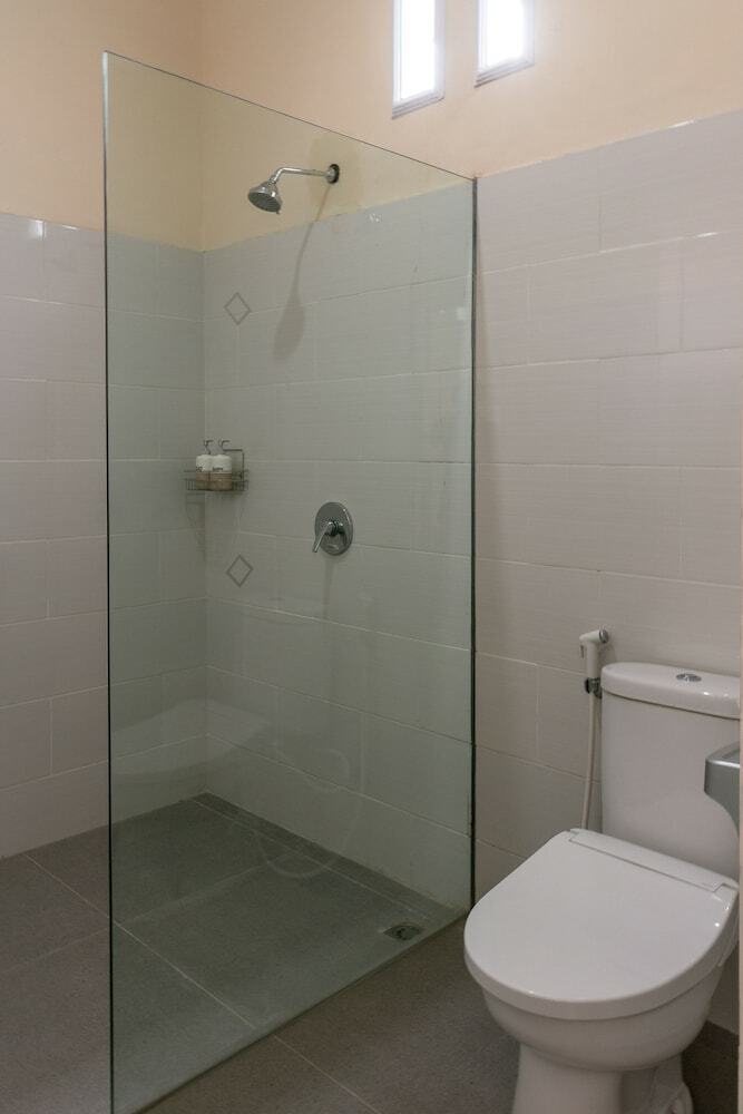 Hotel Adhi Jaya Suite