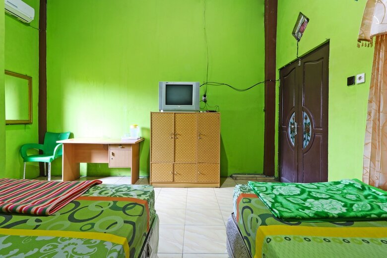 Hotel Penginapan Qarina