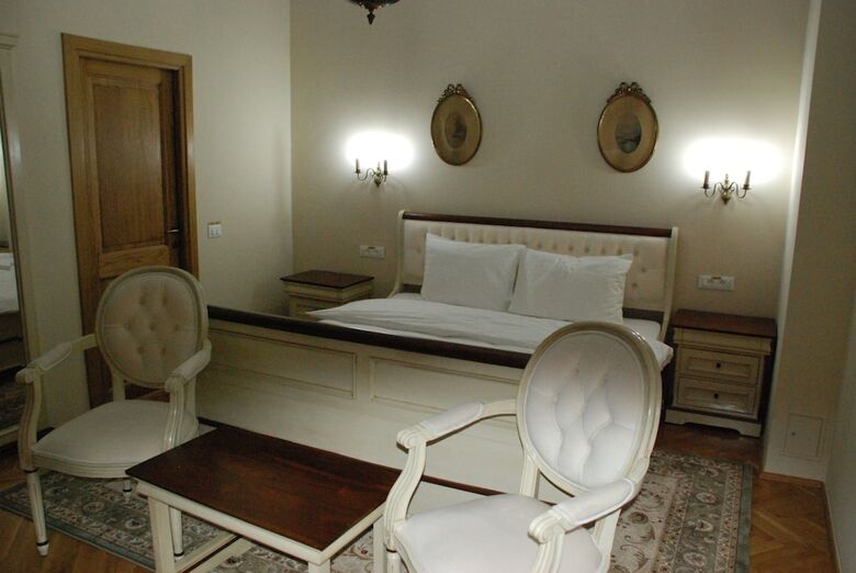 Hotel Casa Gotica Residence