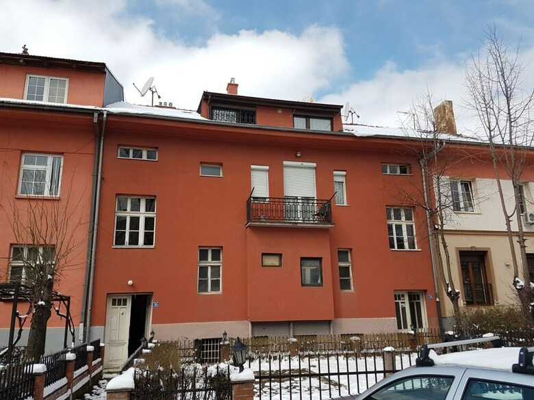 Keypristina Apartments