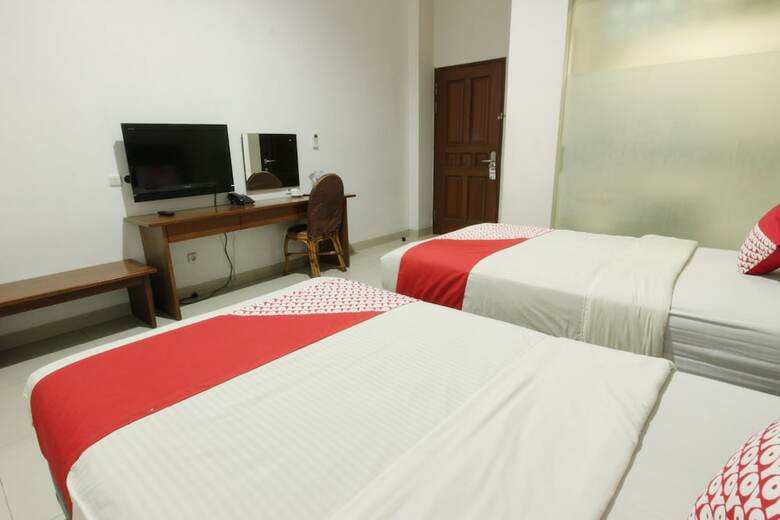 Hotel Oyo 327 Pondok Agung Rubicon