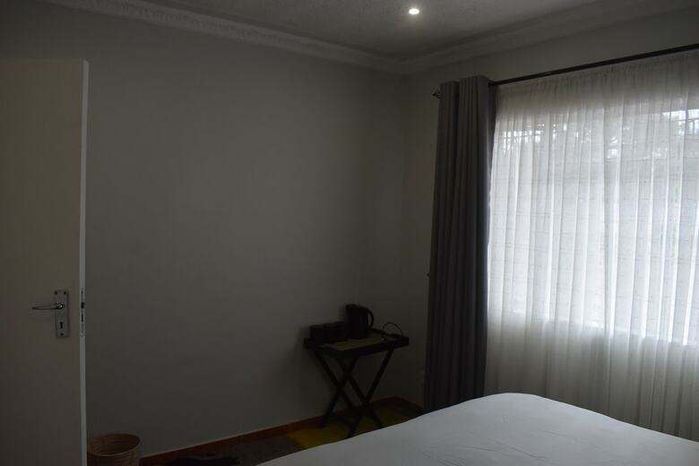 Hotel Monavale Hills Getaway
