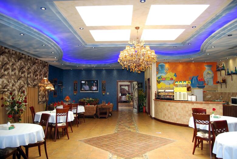 Villa Western Garden Hotel