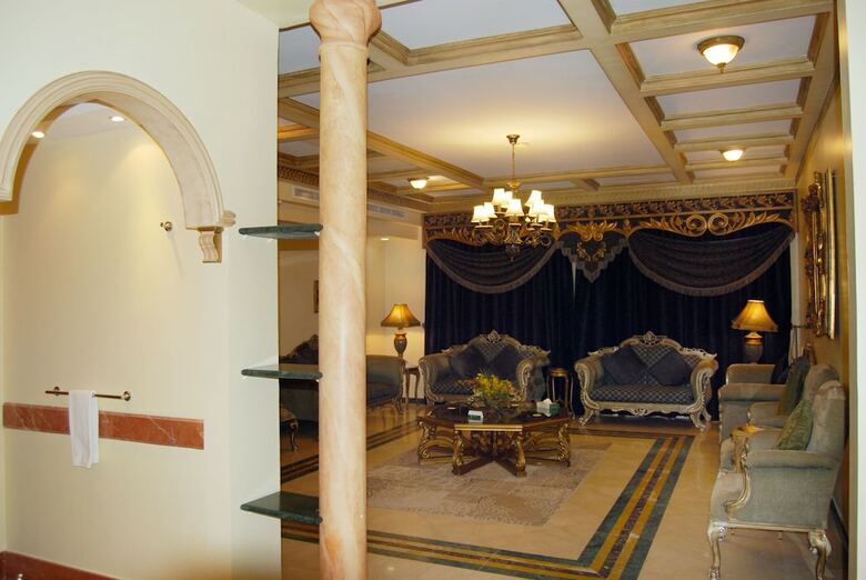 Villa Western Garden Hotel