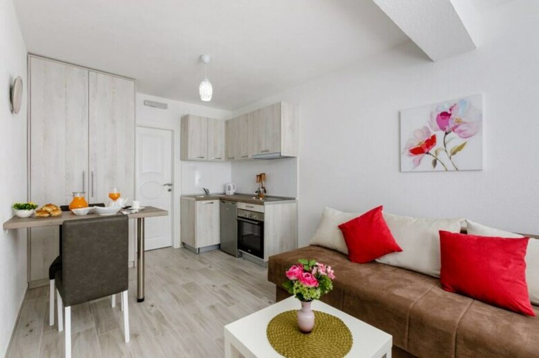 Apartments Mia Krasici
