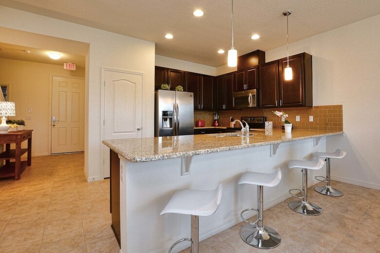 Compass Bay- 4 Bedroom Townhome- 1950cy