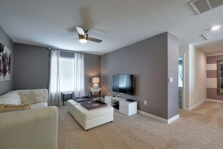 Storey Lake-6 Bedroom Pool Home-1651st