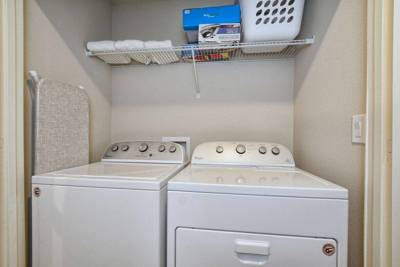 Compass Bay- 4 Bedroom Townhome- 1960cy