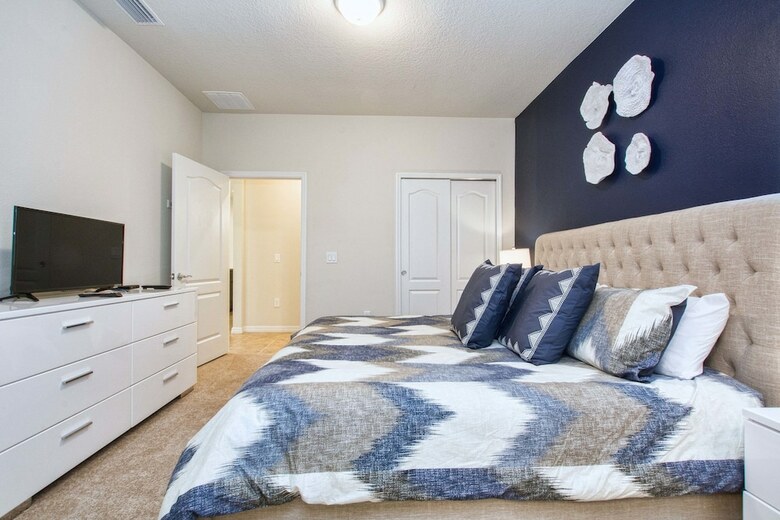 Windsor At Westside-6 Bedrooms House W/pool-3720ww