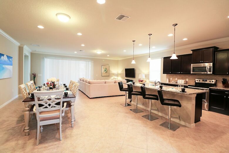 Windsor At Westside-8 Bedrooms House W/pool-3710ww