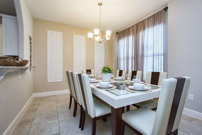 Solterra - 6 Bedrooms House W/pool-7040sr