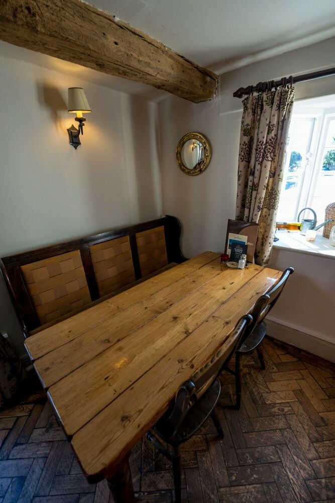 Posada Coach & Horses