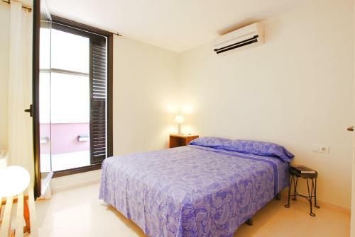 Blue Fridge Apartment