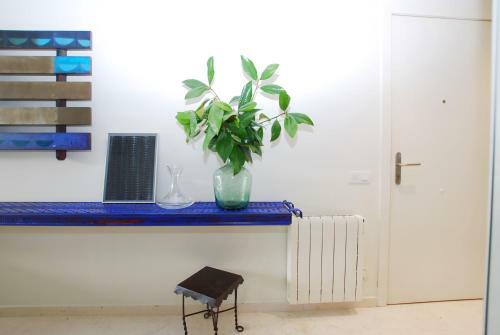 Blue Fridge Apartment