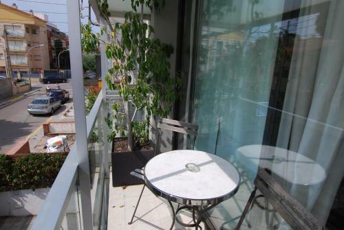 Blue Fridge Apartment