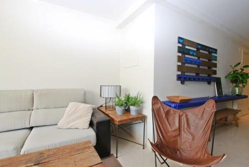 Blue Fridge Apartment