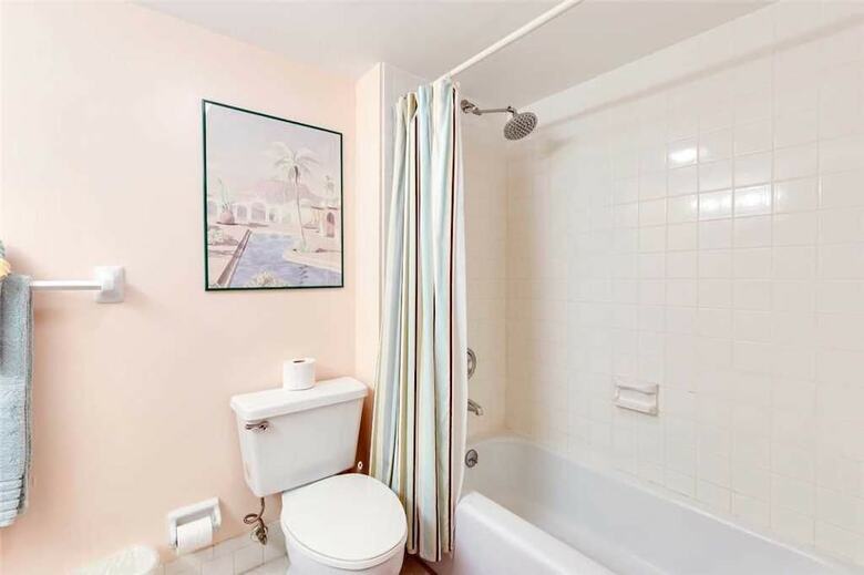 Bonita Beach 154e - One Bedroom Condo