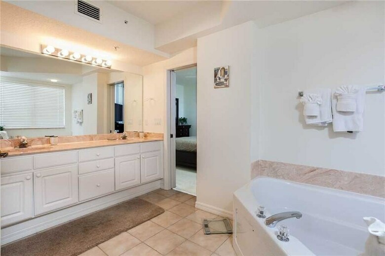 Island Beach Club 304 - Two Bedroom Condo