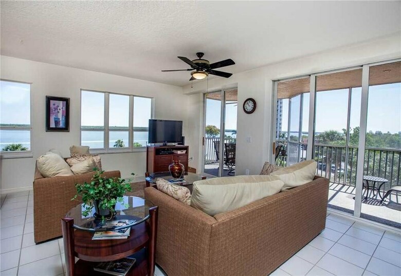 Island Beach Club 304 - Two Bedroom Condo