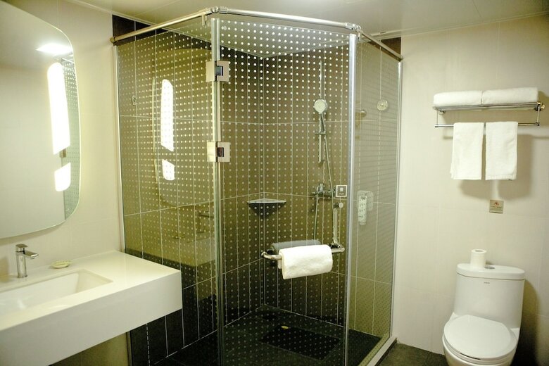 Ibis Tianjin Railway Station Hotel