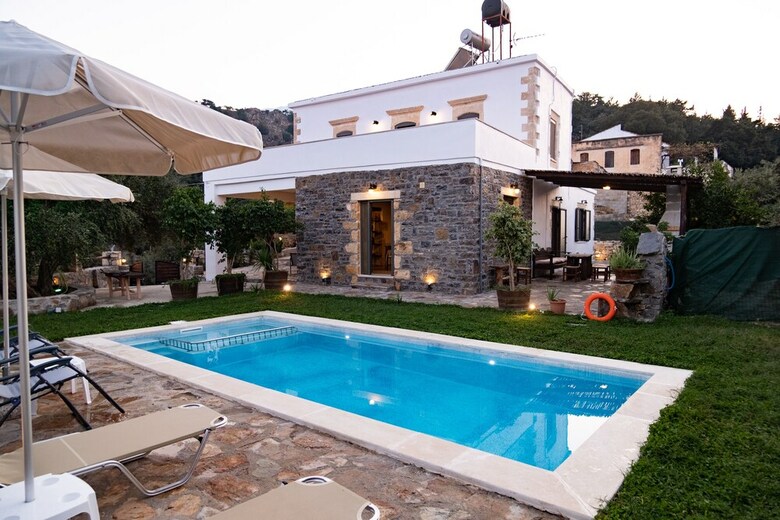 Traditional Villa In Fres