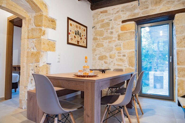 Traditional Villa In Fres