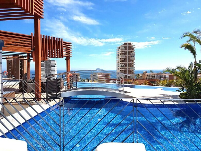 Luxury Sunset Drive Apartments