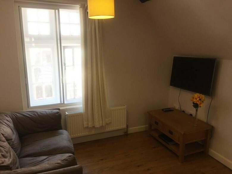 Modern 1 Bedroom Apartment In Central Bristol