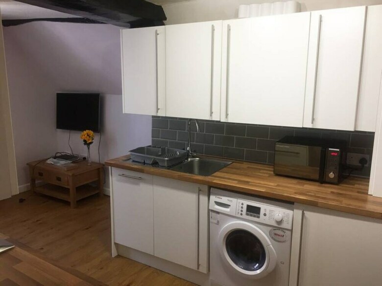 Modern 1 Bedroom Apartment In Central Bristol