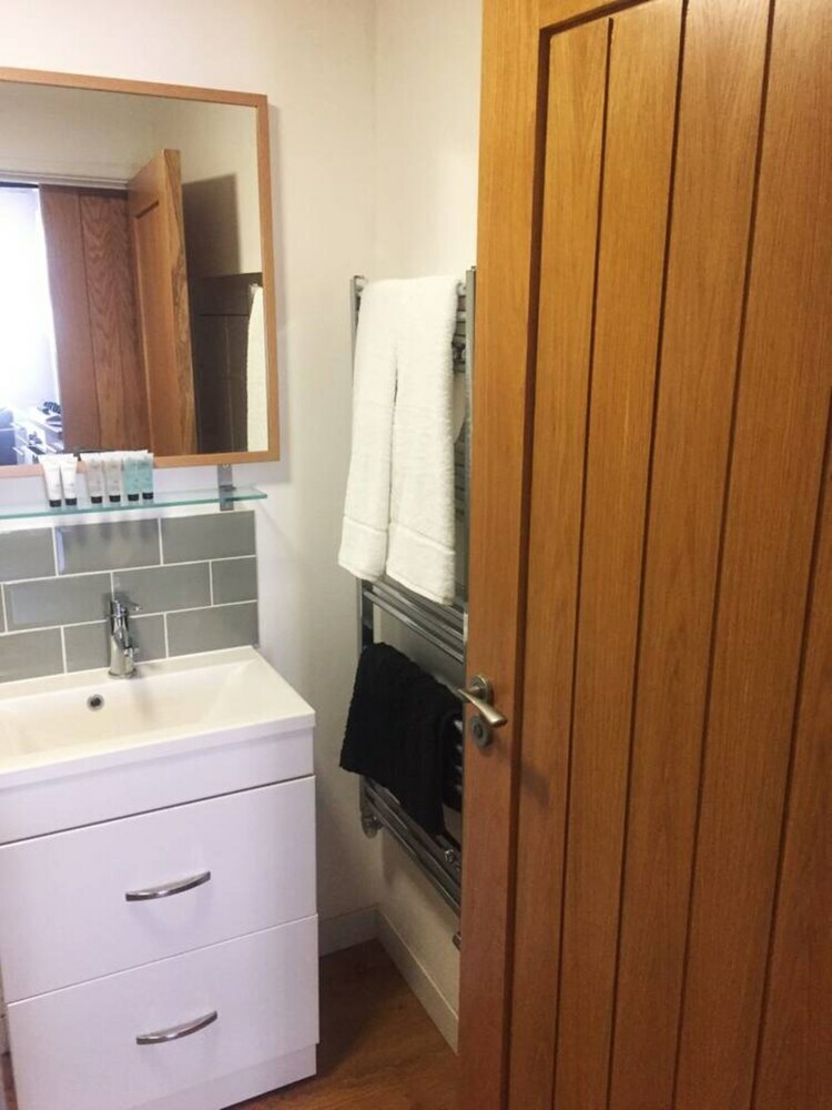 Modern 1 Bedroom Apartment In Central Bristol